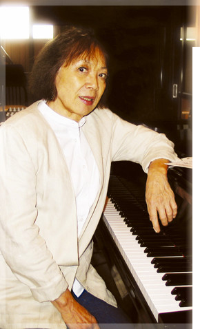 秋吉敏子 プロフィール