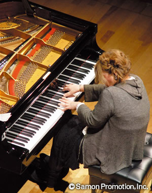 「国籍を失い、どん底をさまよう日々」画像