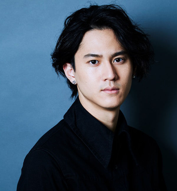 武内駿輔
