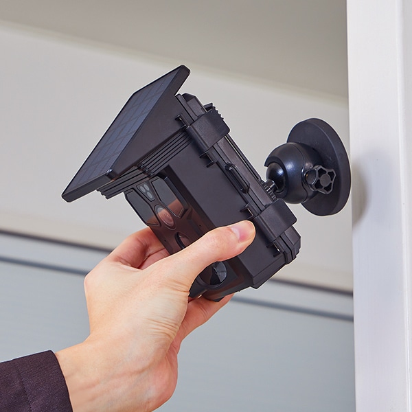 ソーラー防犯カメラ