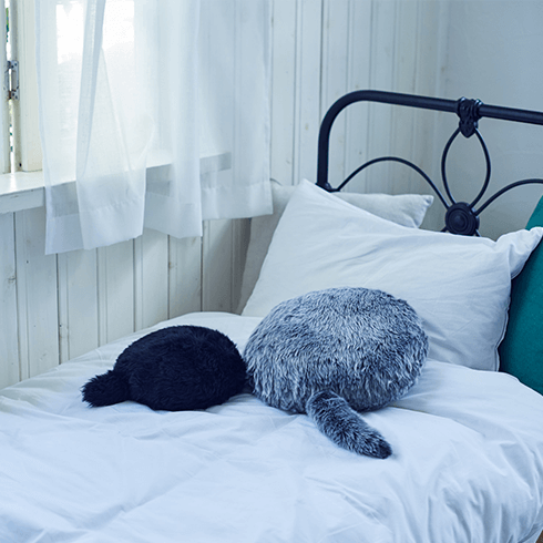 しっぽクッションPetit Qoobo（プチ・クーボ） グリ（灰色）