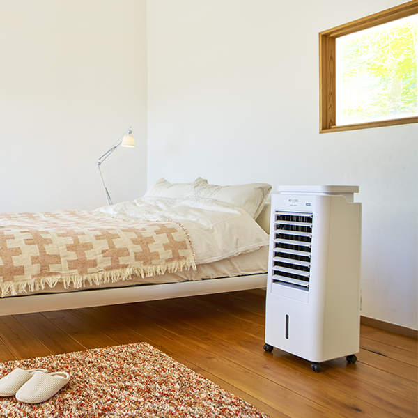 加湿機能付きナチュラル冷温風機