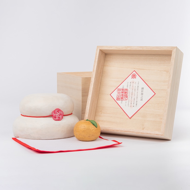 宝来宝来神社御祈祷 永世木彫り鏡餅（大サイズ） ｜【公式】ユーキャン