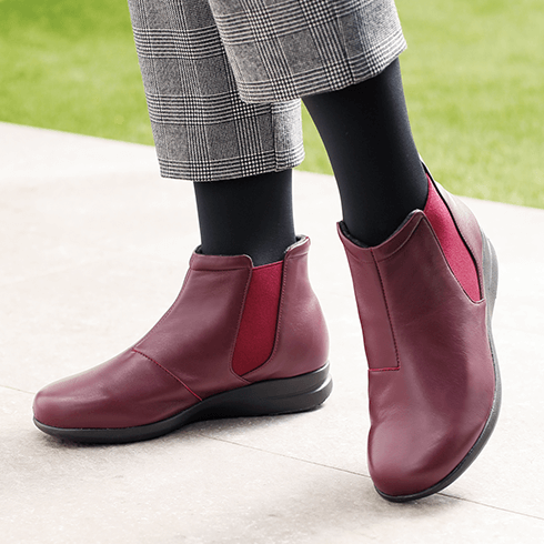 超軽量5Eすっきり発熱ブーツ ブラック 22.5cm