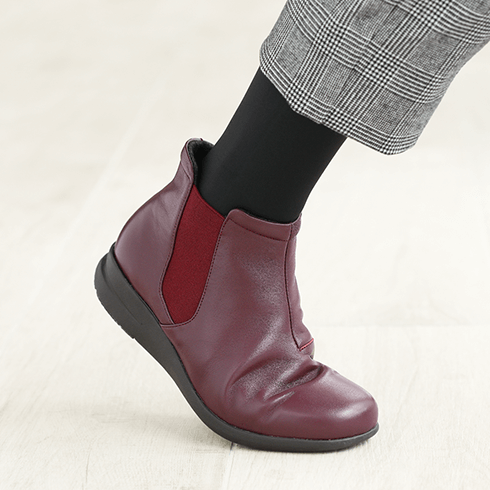 超軽量5Eすっきり発熱ブーツ ブラック 22.5cm