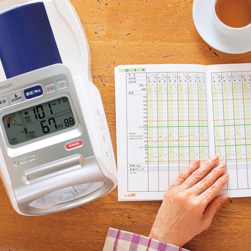 オムロン血圧計セット（講評レポート付き） ｜【公式】ユーキャンの