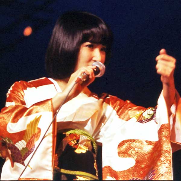 藤圭子の世界 CD全10巻：【公式】ユーキャンの通販ショップ